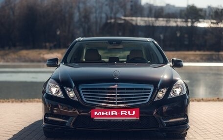 Mercedes-Benz E-Класс, 2012 год, 2 149 000 рублей, 4 фотография