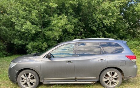 Nissan Pathfinder, 2015 год, 1 380 000 рублей, 4 фотография