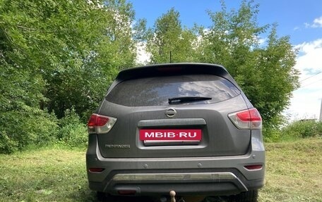 Nissan Pathfinder, 2015 год, 1 380 000 рублей, 3 фотография