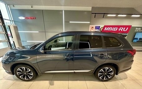 Mitsubishi Outlander III рестайлинг 3, 2022 год, 2 549 000 рублей, 8 фотография
