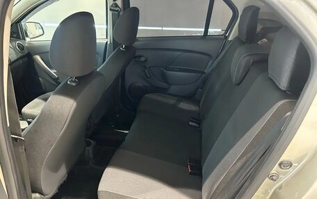 Renault Logan II, 2019 год, 990 000 рублей, 10 фотография
