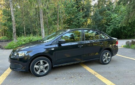 Volkswagen Polo VI (EU Market), 2010 год, 700 000 рублей, 5 фотография