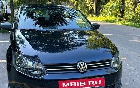 Volkswagen Polo VI (EU Market), 2010 год, 700 000 рублей, 4 фотография
