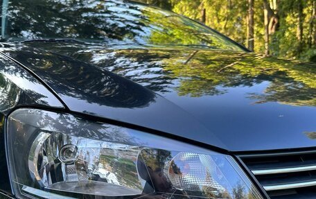 Volkswagen Polo VI (EU Market), 2010 год, 700 000 рублей, 34 фотография