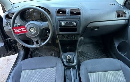 Volkswagen Polo VI (EU Market), 2010 год, 700 000 рублей, 23 фотография