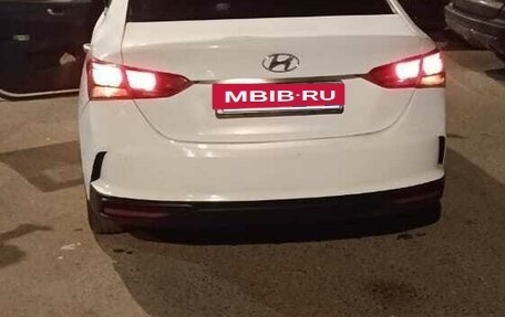 Hyundai Solaris II рестайлинг, 2017 год, 680 000 рублей, 2 фотография
