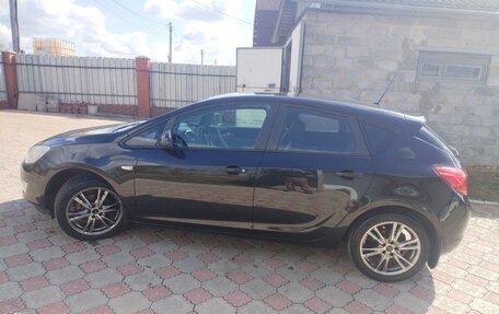 Opel Astra J, 2011 год, 637 000 рублей, 9 фотография