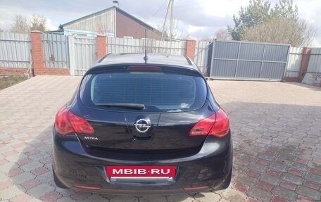 Opel Astra J, 2011 год, 637 000 рублей, 6 фотография