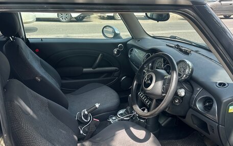 MINI Hatch, 2004 год, 300 000 рублей, 7 фотография