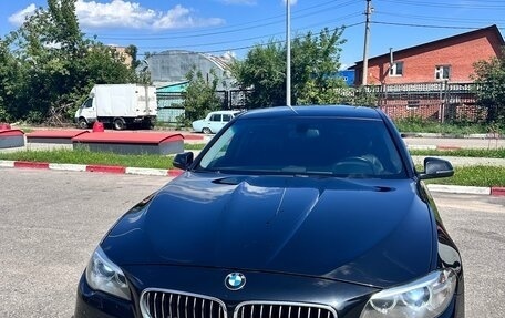 BMW 5 серия, 2014 год, 2 300 000 рублей, 2 фотография