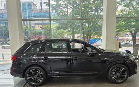 Audi Q7, 2025 год, 11 300 000 рублей, 3 фотография