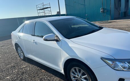 Toyota Camry, 2015 год, 1 950 000 рублей, 6 фотография