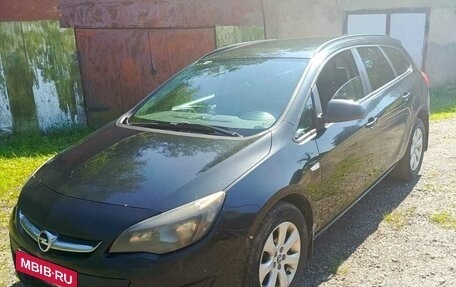 Opel Astra J, 2014 год, 530 000 рублей, 13 фотография