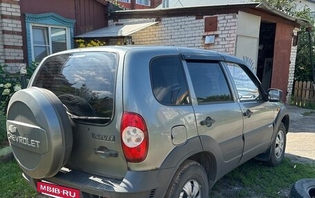 Chevrolet Niva I рестайлинг, 2009 год, 455 000 рублей, 3 фотография