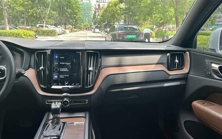 Volvo XC60 II, 2021 год, 2 340 000 рублей, 14 фотография