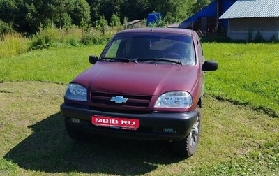 Chevrolet Niva I рестайлинг, 2004 год, 300 000 рублей, 1 фотография