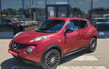 Nissan Juke II, 2013 год, 1 030 000 рублей, 1 фотография
