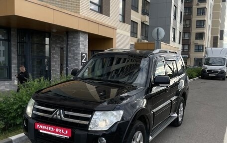 Mitsubishi Pajero IV, 2010 год, 2 100 000 рублей, 2 фотография