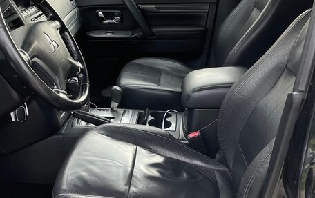 Mitsubishi Pajero IV, 2010 год, 2 100 000 рублей, 12 фотография