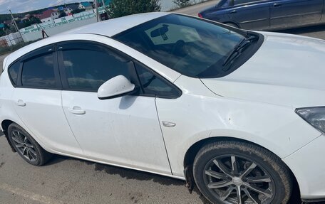 Opel Astra J, 2012 год, 750 000 рублей, 2 фотография