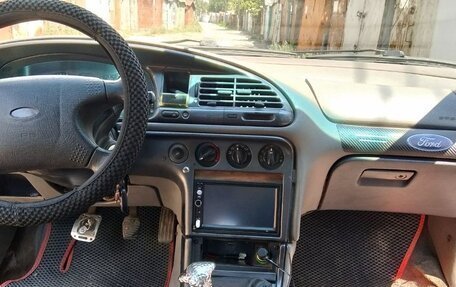 Ford Mondeo I, 1994 год, 250 000 рублей, 9 фотография