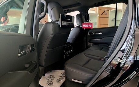 Toyota Land Cruiser, 2025 год, 15 300 000 рублей, 14 фотография