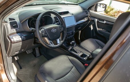 KIA Sorento II рестайлинг, 2014 год, 1 545 000 рублей, 14 фотография