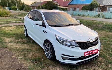 KIA Rio III рестайлинг, 2016 год, 970 000 рублей, 3 фотография