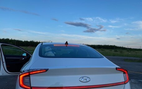 Hyundai Sonata VIII, 2021 год, 2 700 000 рублей, 4 фотография