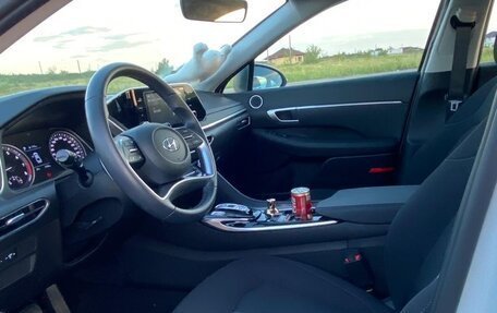 Hyundai Sonata VIII, 2021 год, 2 700 000 рублей, 5 фотография
