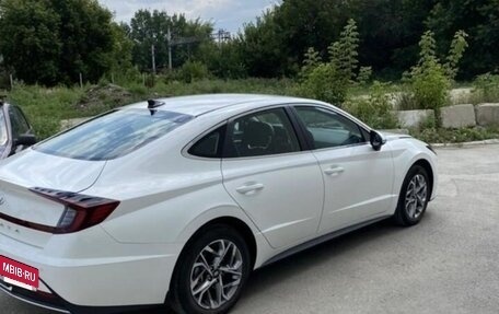 Hyundai Sonata VIII, 2021 год, 2 700 000 рублей, 11 фотография