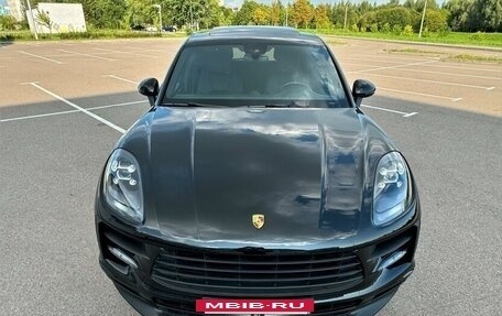 Porsche Macan I рестайлинг, 2022 год, 5 355 000 рублей, 2 фотография