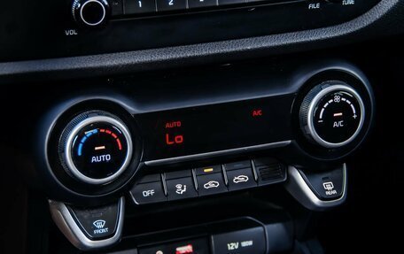 KIA Rio IV, 2018 год, 1 600 000 рублей, 18 фотография