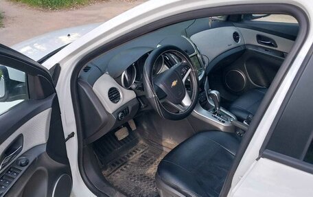 Chevrolet Cruze II, 2013 год, 950 000 рублей, 7 фотография