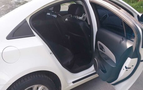 Chevrolet Cruze II, 2013 год, 950 000 рублей, 10 фотография