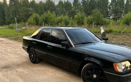 Mercedes-Benz E-Класс, 1994 год, 420 000 рублей, 3 фотография