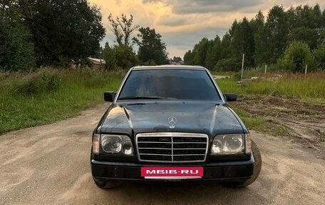 Mercedes-Benz E-Класс, 1994 год, 420 000 рублей, 5 фотография