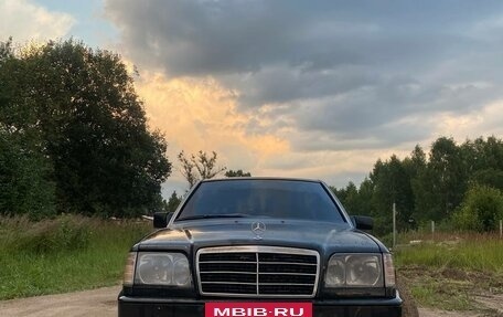 Mercedes-Benz E-Класс, 1994 год, 420 000 рублей, 12 фотография