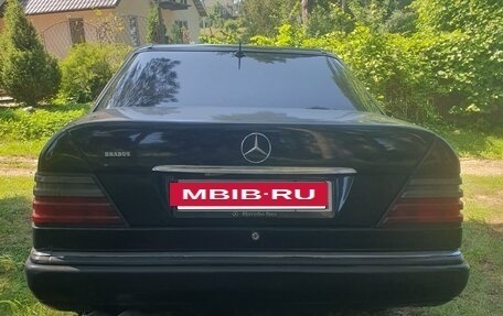 Mercedes-Benz E-Класс, 1994 год, 420 000 рублей, 13 фотография