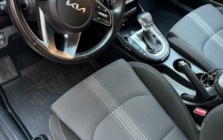 KIA Cerato IV, 2022 год, 2 220 000 рублей, 10 фотография