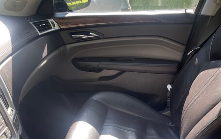 Cadillac SRX II рестайлинг, 2011 год, 750 000 рублей, 12 фотография
