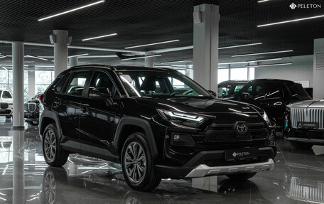 Toyota RAV4, 2025 год, 4 100 000 рублей, 2 фотография
