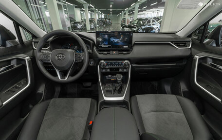 Toyota RAV4, 2025 год, 4 100 000 рублей, 8 фотография
