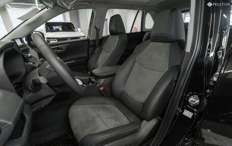 Toyota RAV4, 2025 год, 4 100 000 рублей, 9 фотография