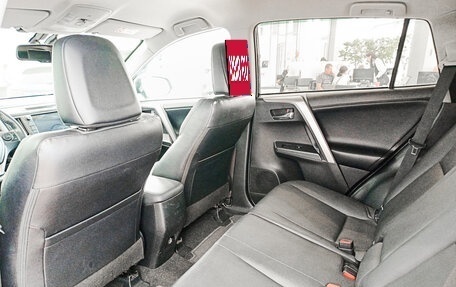 Toyota RAV4, 2017 год, 2 245 000 рублей, 15 фотография