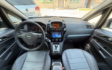 Opel Zafira B, 2011 год, 897 000 рублей, 28 фотография