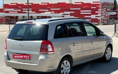Opel Zafira B, 2011 год, 897 000 рублей, 24 фотография