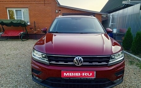 Volkswagen Tiguan II, 2018 год, 2 435 000 рублей, 1 фотография