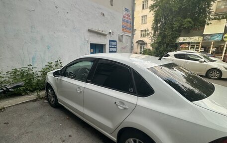 Volkswagen Polo VI (EU Market), 2015 год, 680 000 рублей, 3 фотография