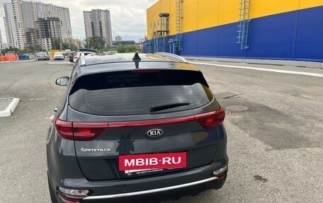 KIA Sportage IV рестайлинг, 2020 год, 2 420 000 рублей, 4 фотография